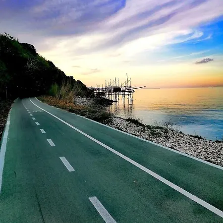 La Dimora Di Tommaso - Dimora Storica Bike Friendly 4*