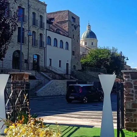 La Dimora Di Tommaso - Dimora Storica Bike Friendly 4* 오르토나