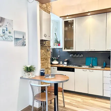 Bed & Breakfast La Dimora Di Tommaso - Dimora Storica Bike Friendly 4*
