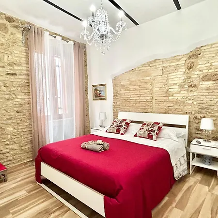 Bed & Breakfast La Dimora Di Tommaso - Dimora Storica Bike Friendly 3*